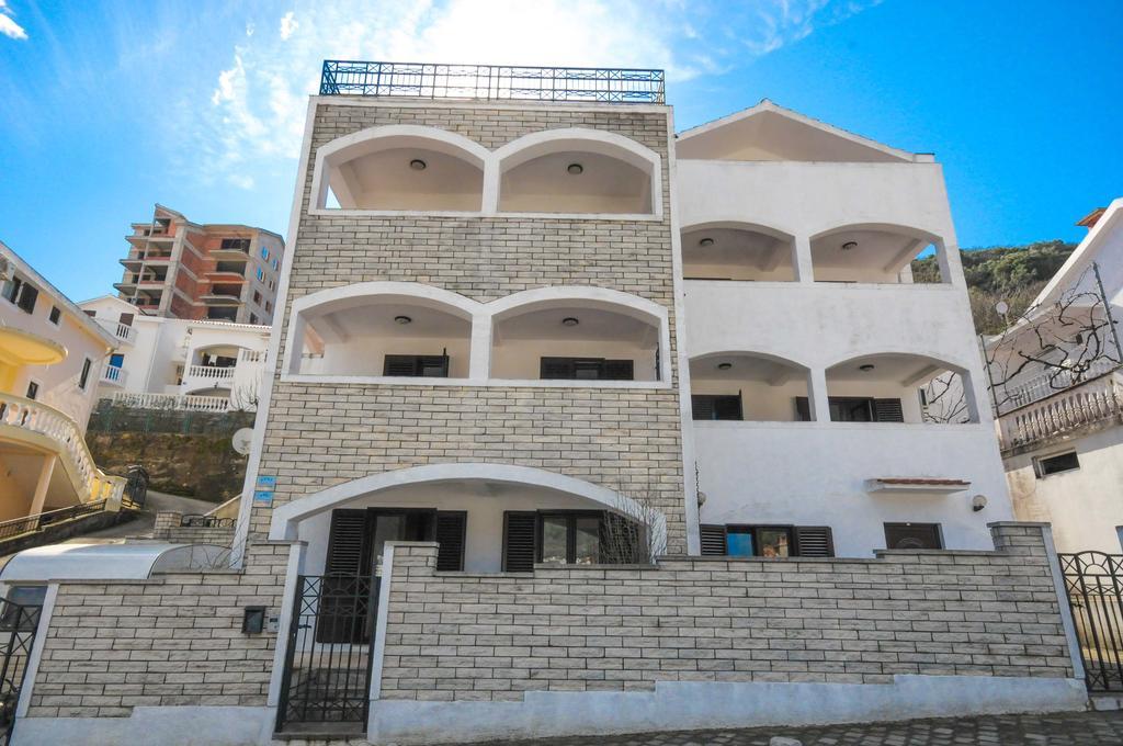 Bologna Apartments Budva Exteriör bild