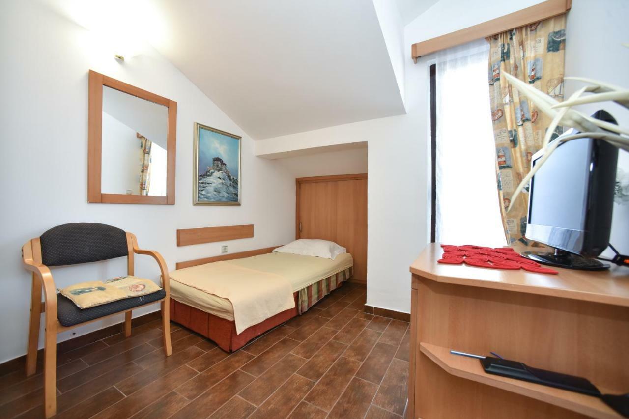 Bologna Apartments Budva Exteriör bild
