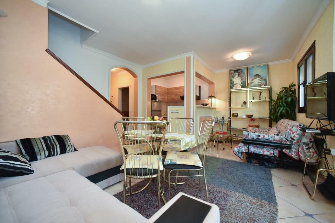 Bologna Apartments Budva Exteriör bild