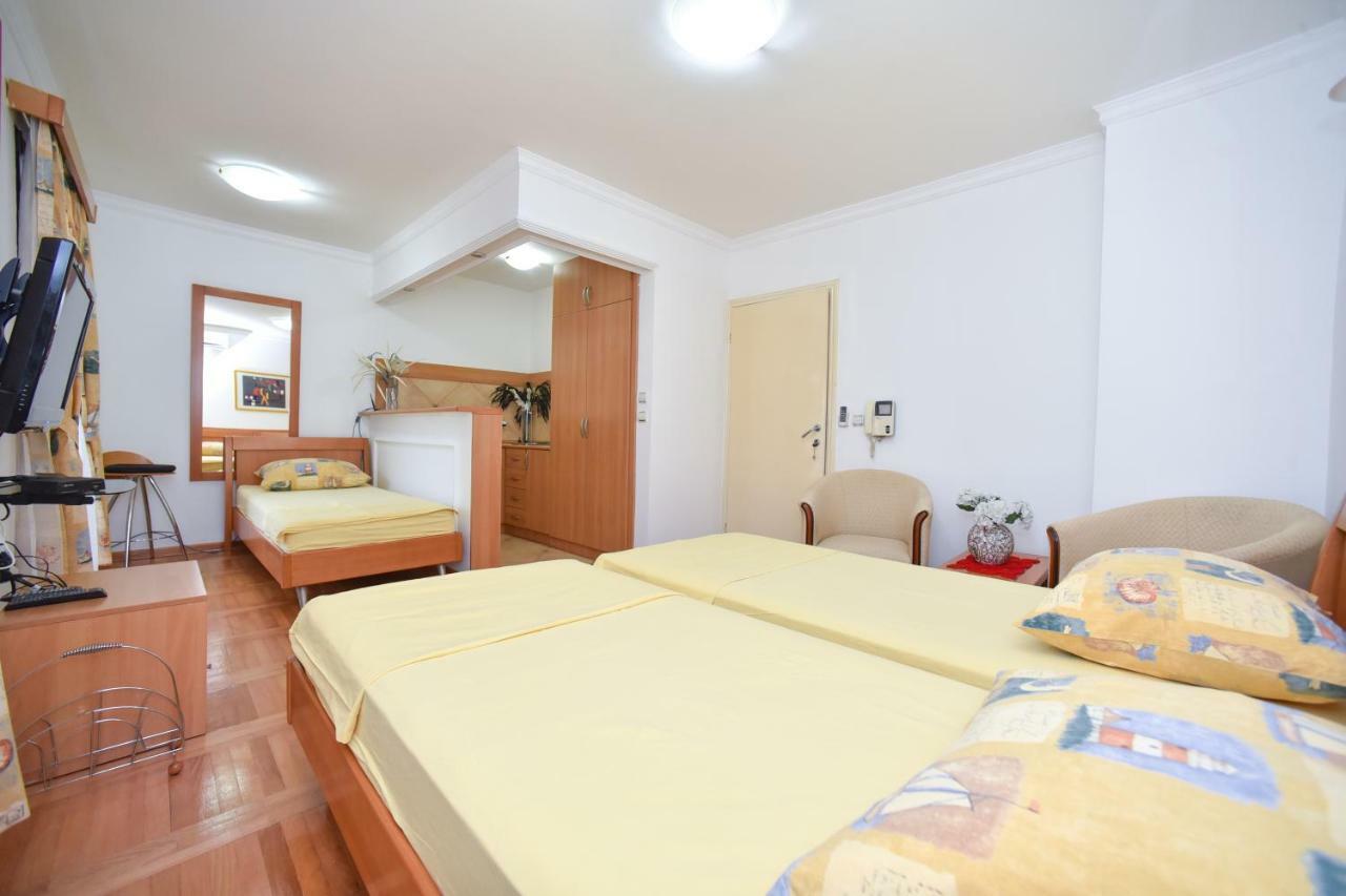 Bologna Apartments Budva Exteriör bild