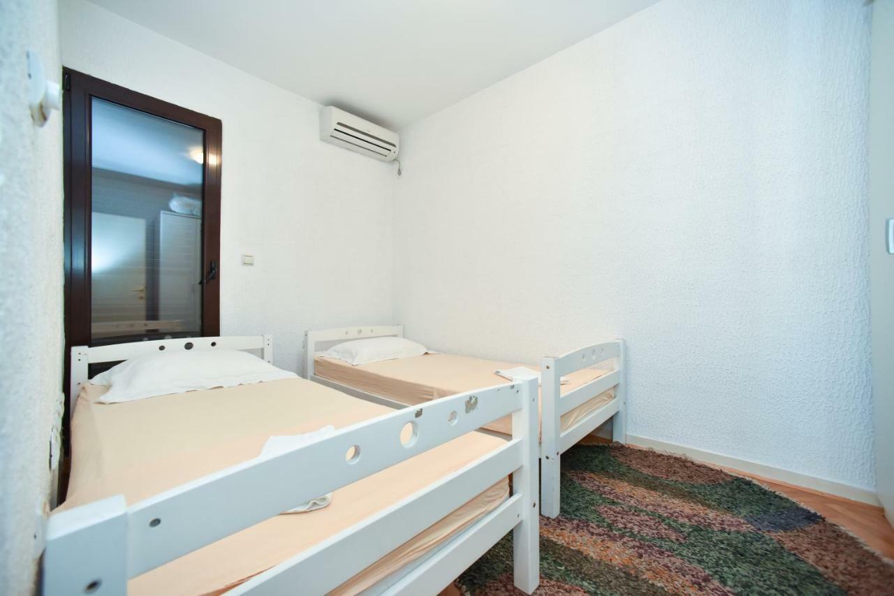 Bologna Apartments Budva Exteriör bild
