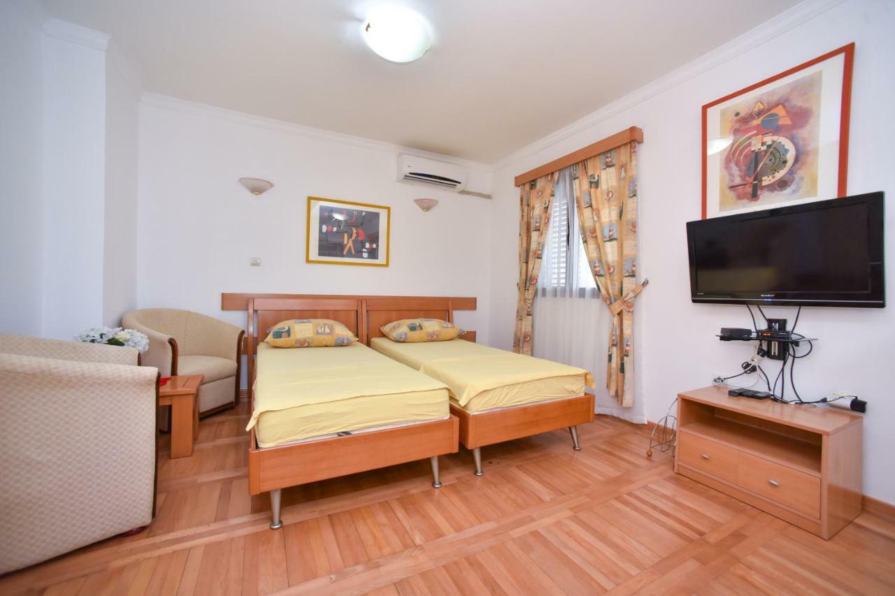 Bologna Apartments Budva Exteriör bild